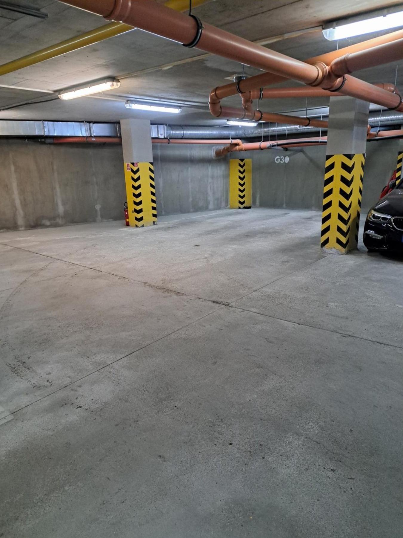 Apartament In The Center Of Poprad-Free Parking Exterior photo